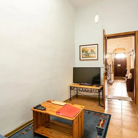 شقة One Lemon Tree لوكا