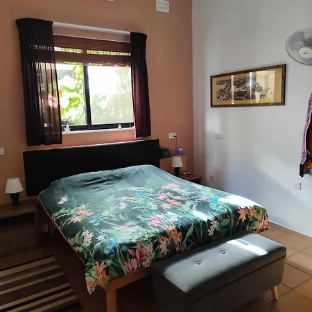 Апартаменты One Lemon Tree *