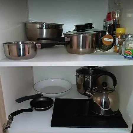 One Lemon Tree Апартаменты