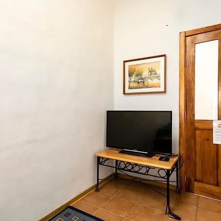 One Lemon Tree Apartment *