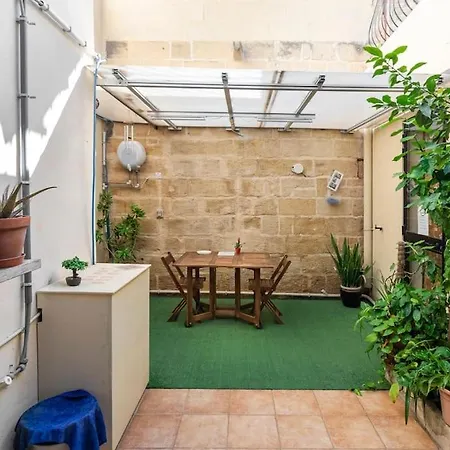 One Lemon Tree Apartment Luqa